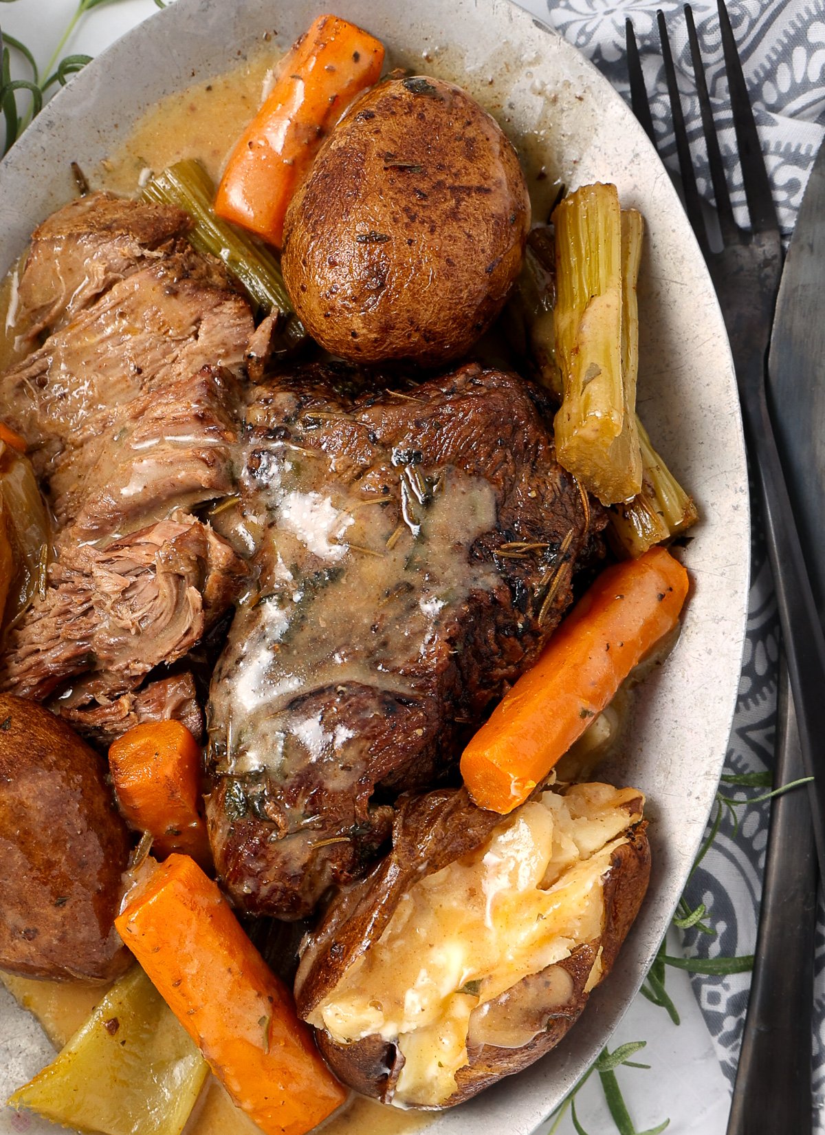 The Ultimate Guide to Crockpot Sirloin Tip Roast: Tips for a Tender and Flavorful Meal