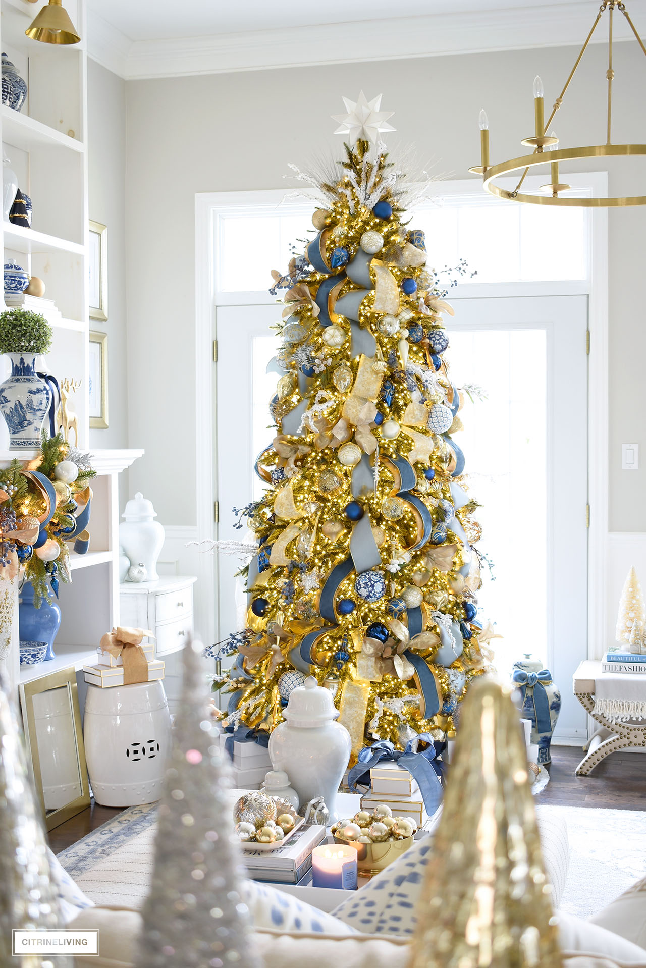 gold and blue xmas tree